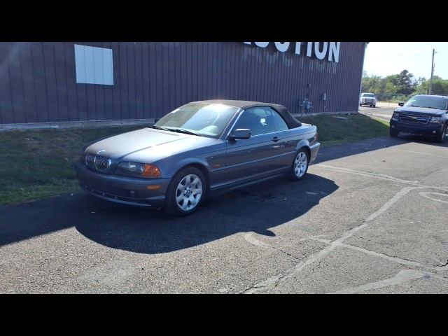 BUY BMW  325 2001, Columbia Central Missouri Auto Auction