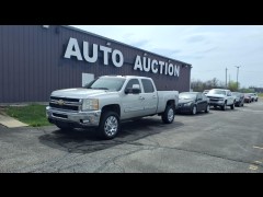 BUY CHEVROLET SILVERADO 2500HD 2011 4WD CREW CAB 153.7